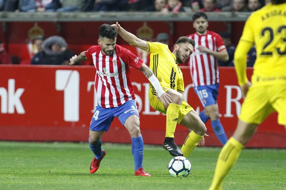 El partido entre el Sporting y el Osasuna, en imágenes