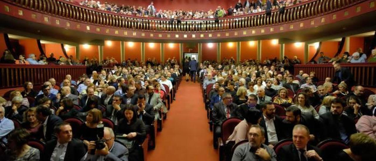 El Teatro Castelar se inauguró el 11 de septiembre de 1904 y desde entonces es el centro neurálgico de la actividad cultural y de ocio de la ciudad de Elda.