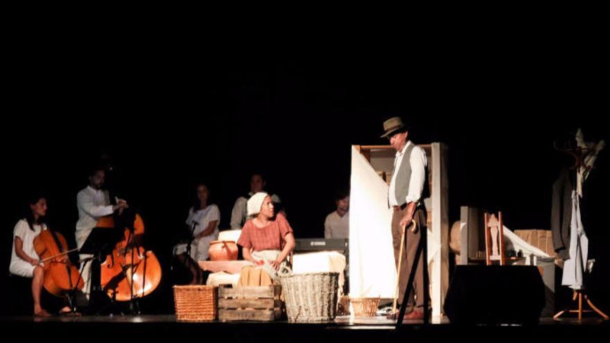 Imagen del espectáculo &#039;La cantadera&#039;, que se representa en la Sala Insular de Teatro