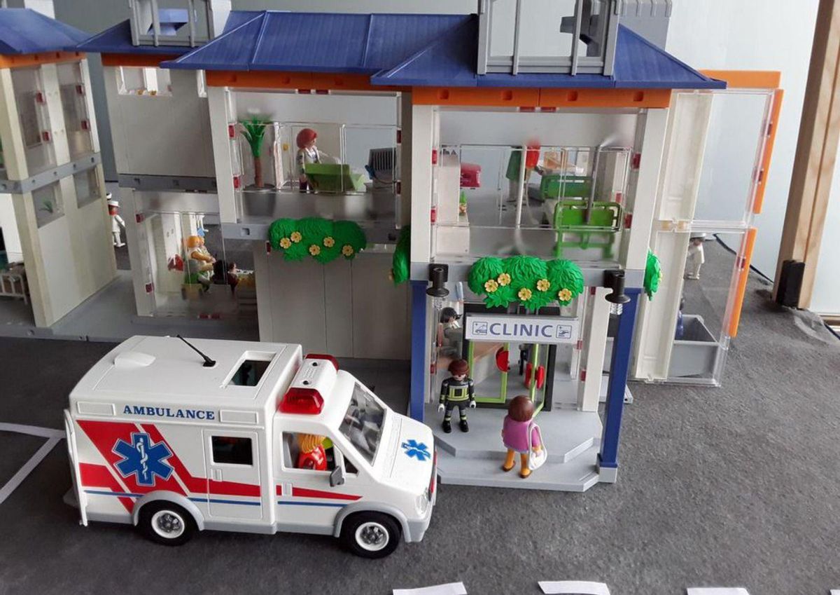 El Mercadillo del Click regresa a Colunga con magia, dioramas y figuras XXL