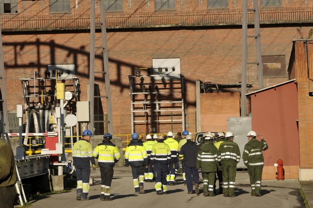 Protestas de los trabajadores de Lada por el futuro de la térmica