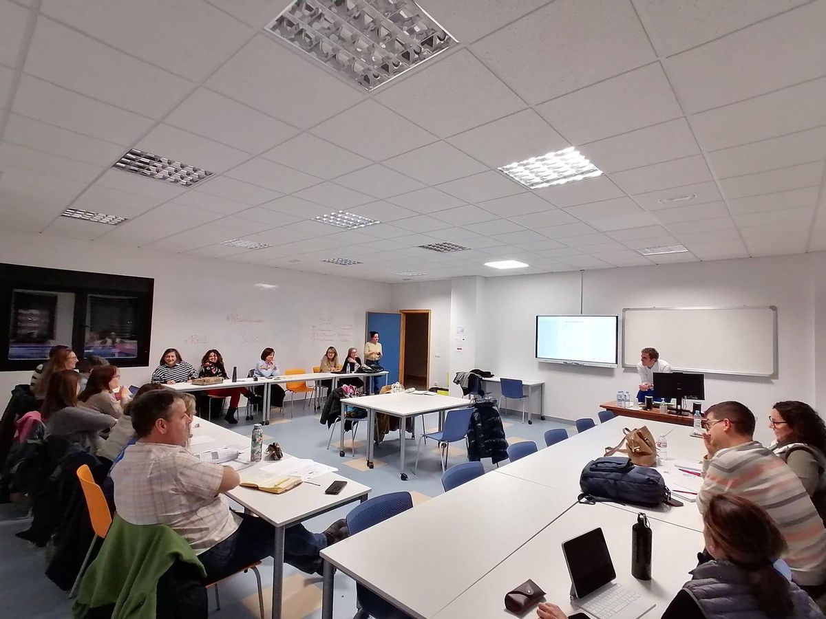 Trabajo de profesores en el CFIE de Zamora