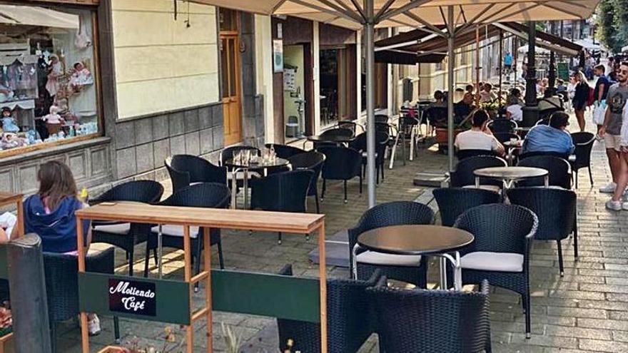 Más de una veintena de denuncias en Avilés por incumplir la norma de terrazas - Vimarsana News