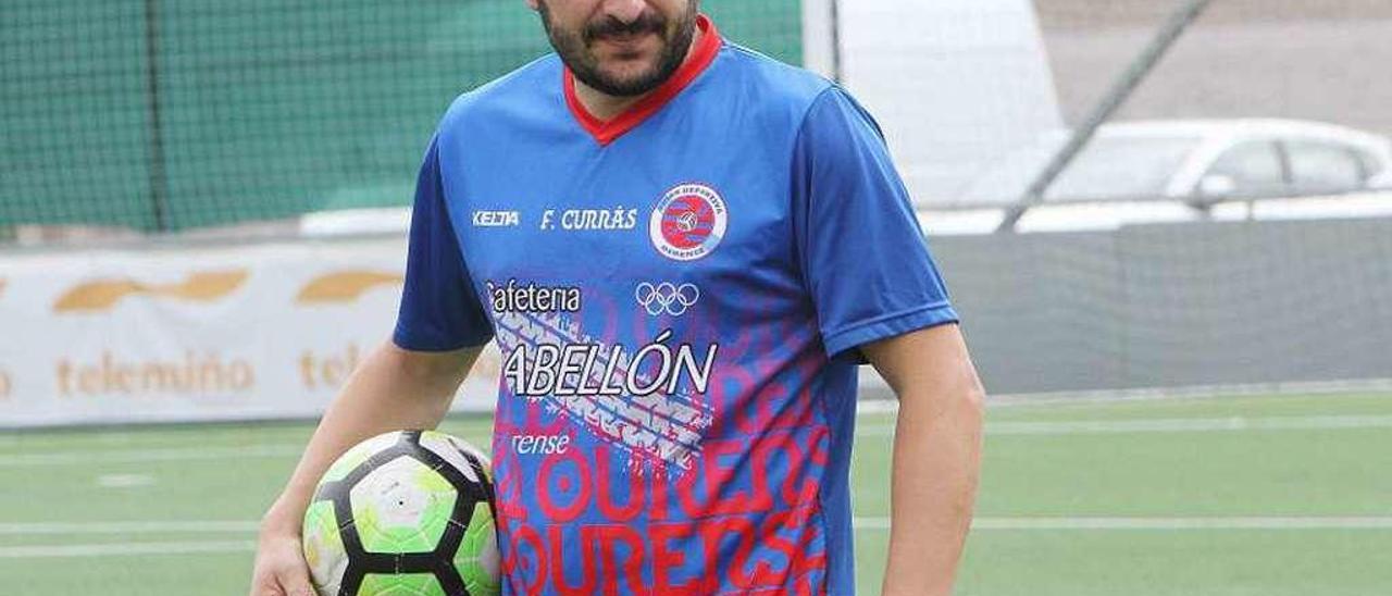 Fernando Currás, durante un entrenamiento de la UD Ourense esta temporada. // Iñaki Osorio