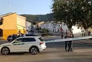 Un hombre de 35 años muere y su madre de 70 años resulta herida en un tiroteo en Humilladero