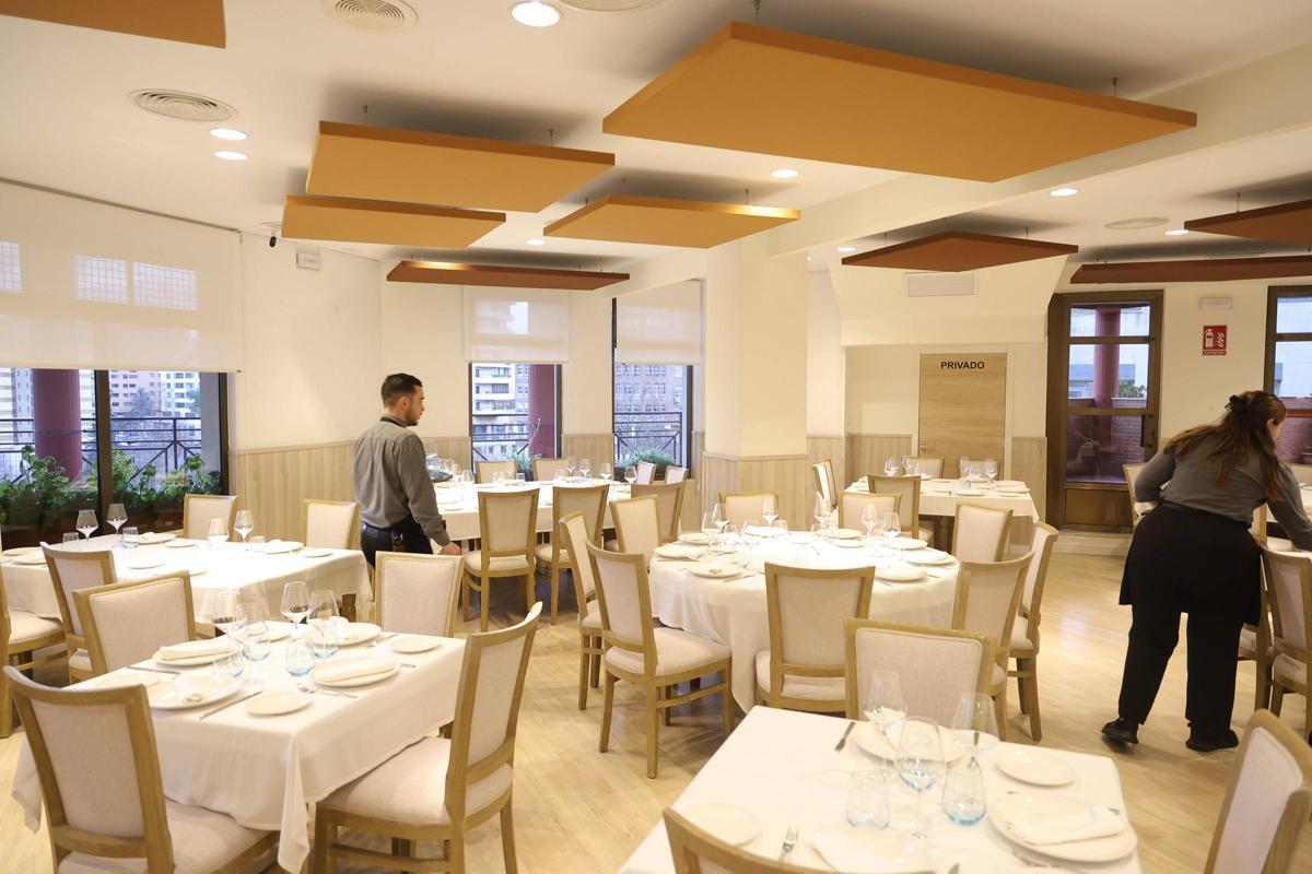 El cacereño Manuel Espada, copropietario del restaurante Albalat, se despide después de toda una vida entre fogones