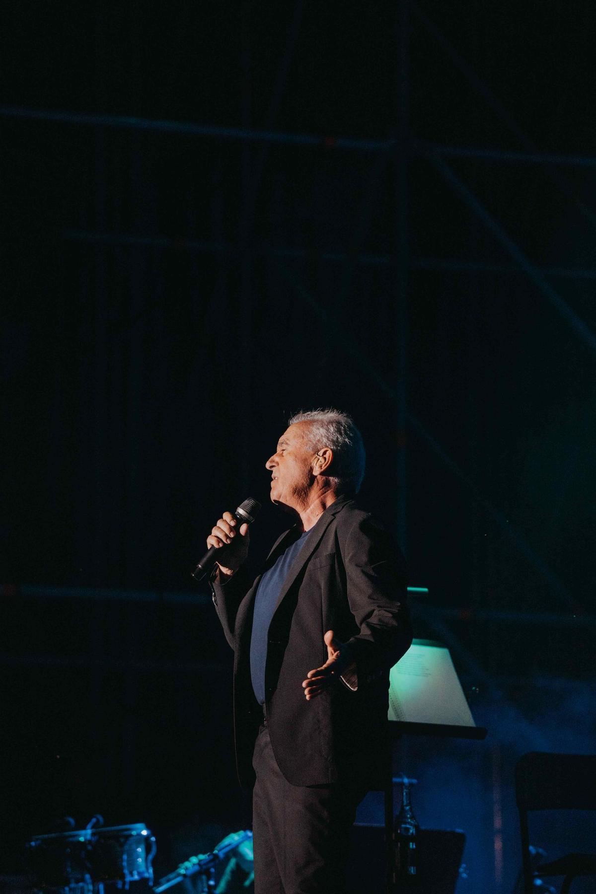 Víctor Manuel emociona al públic del Festival VALLVIVA