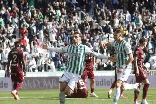 Mikel Goti, tras su estreno como goleador en el Córdoba CF: "Ha sido increíble"