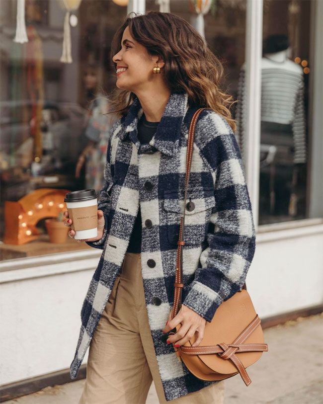 Las sobrecamisas de cuadros triunfan en Instagram pero Zara, Mango,  Pull&Bear y compañía además tienen diseños de pana, de piel, con flecos,  'animal print'... ¡y son LO MÁS! - Woman