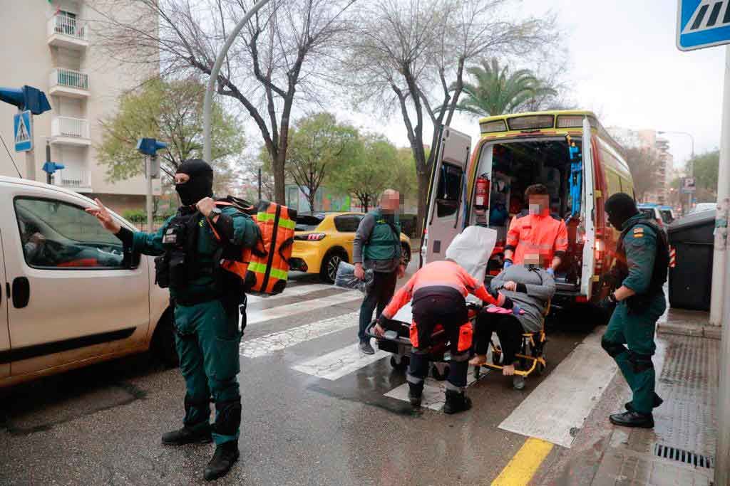 Hospitalizan a una mujer durante uno de los registros en la operación antidroga de Mallorca