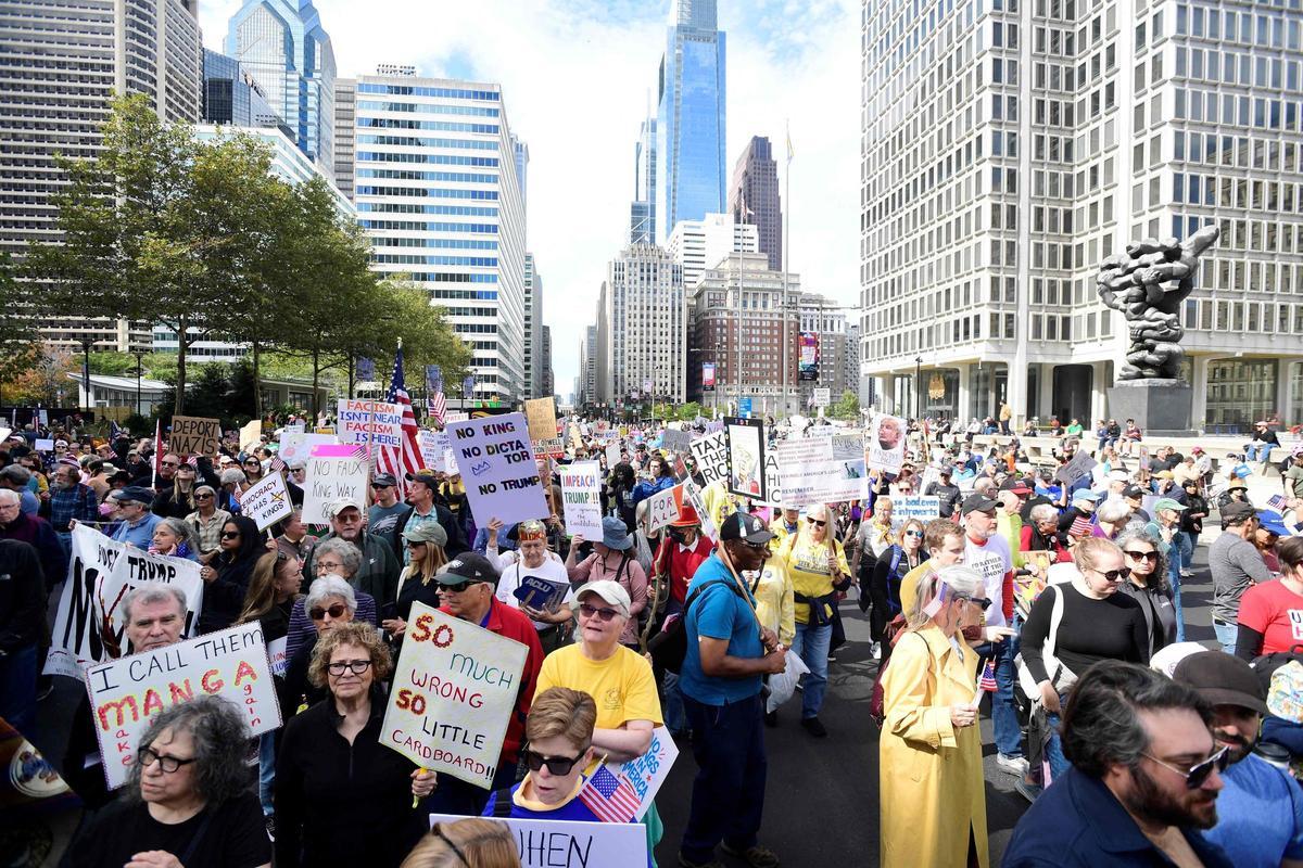 Miles de personas llenan las calles de EEUU en la protesta No Kings contra la Administración Trump