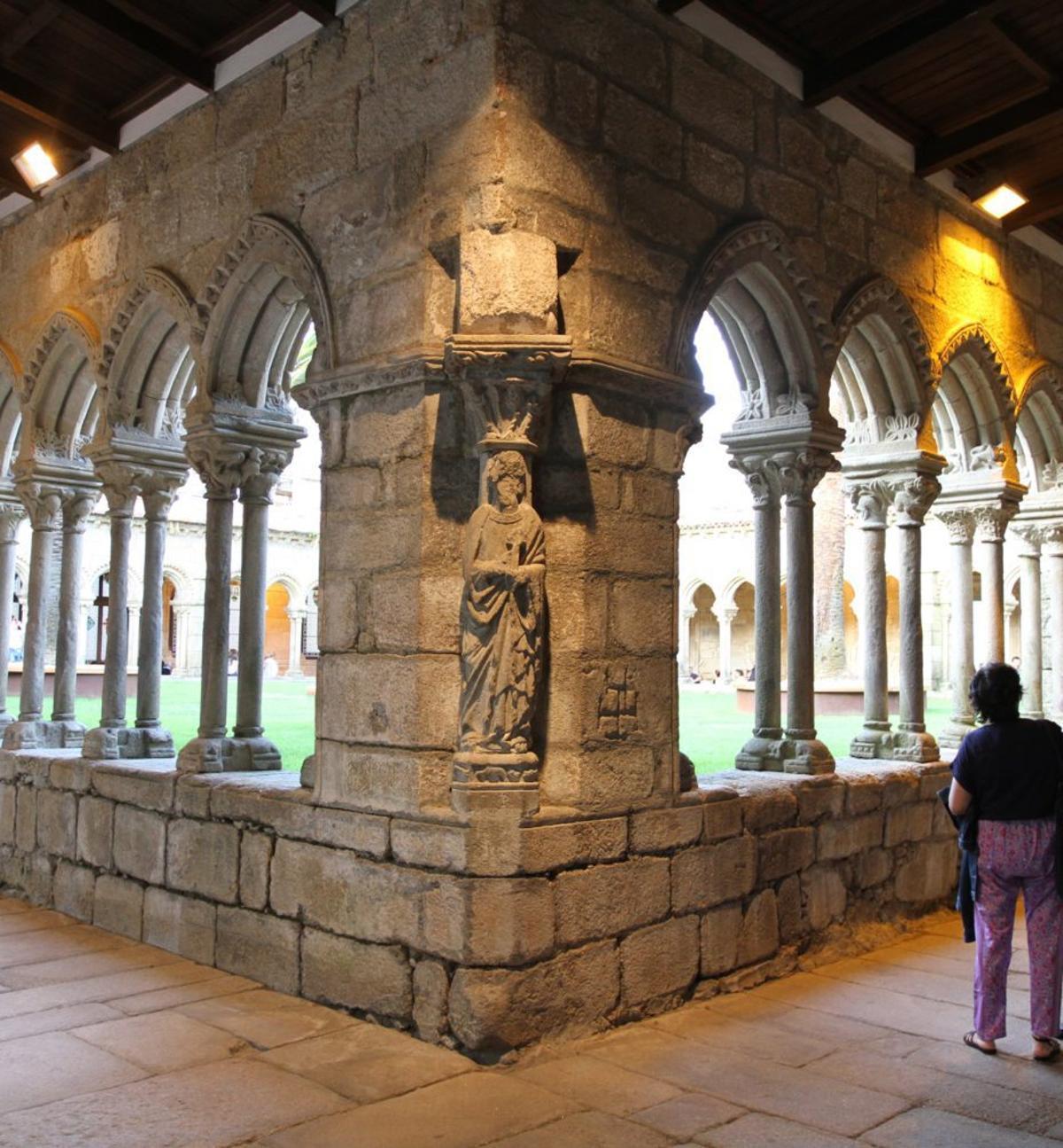 Claustro conventual de San Francisco.