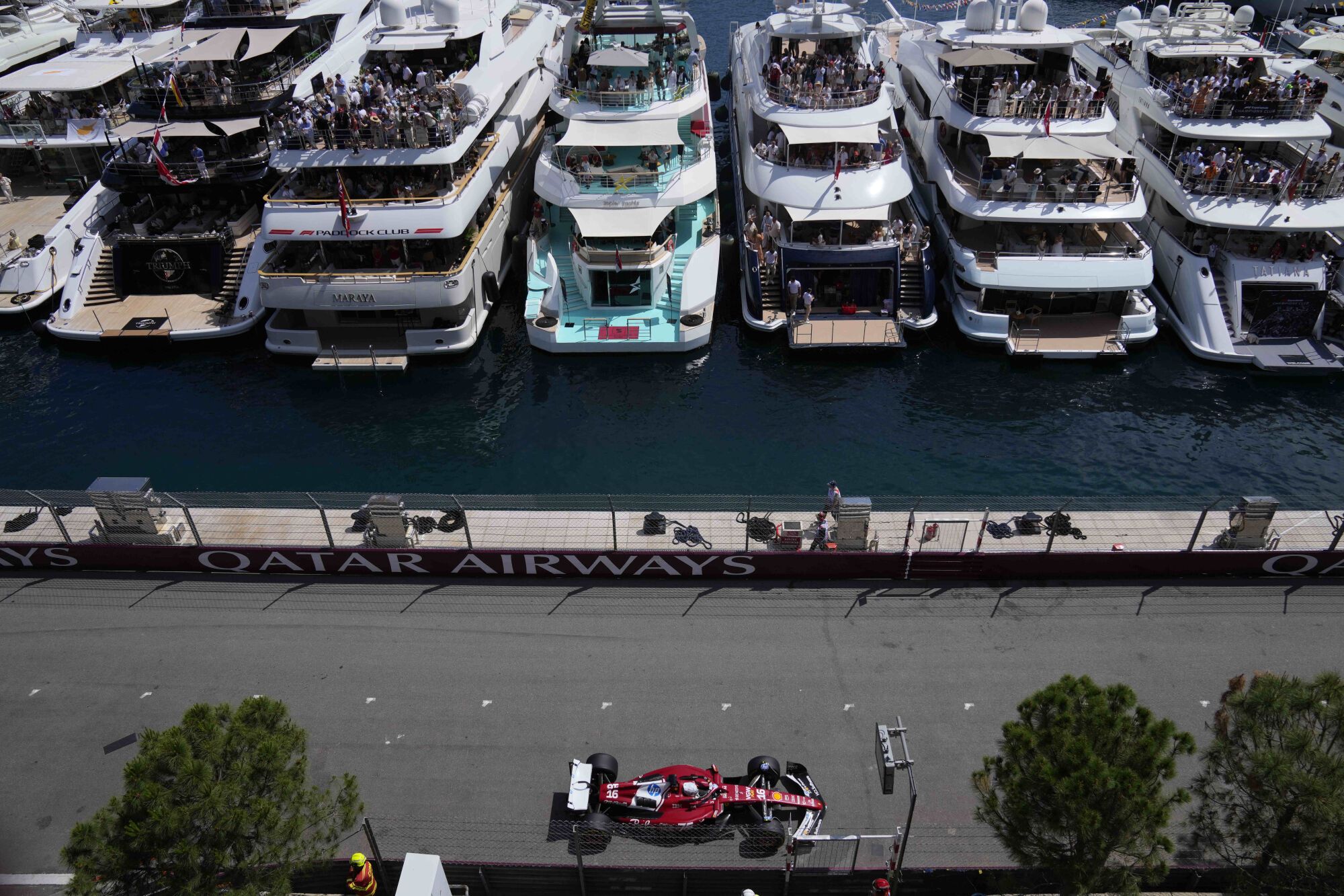 Ferrari driver Charles Leclerc of Monaco steers his car during the Formula One Monaco Grand Prix race at the Monaco racetrack in Monaco, Sunday, May 25, 2025. (AP Photo/Manu Fernandez) Associated Press/LaPresse. EDITORIAL USE ONLY/ONLY ITALY AND SPAIN