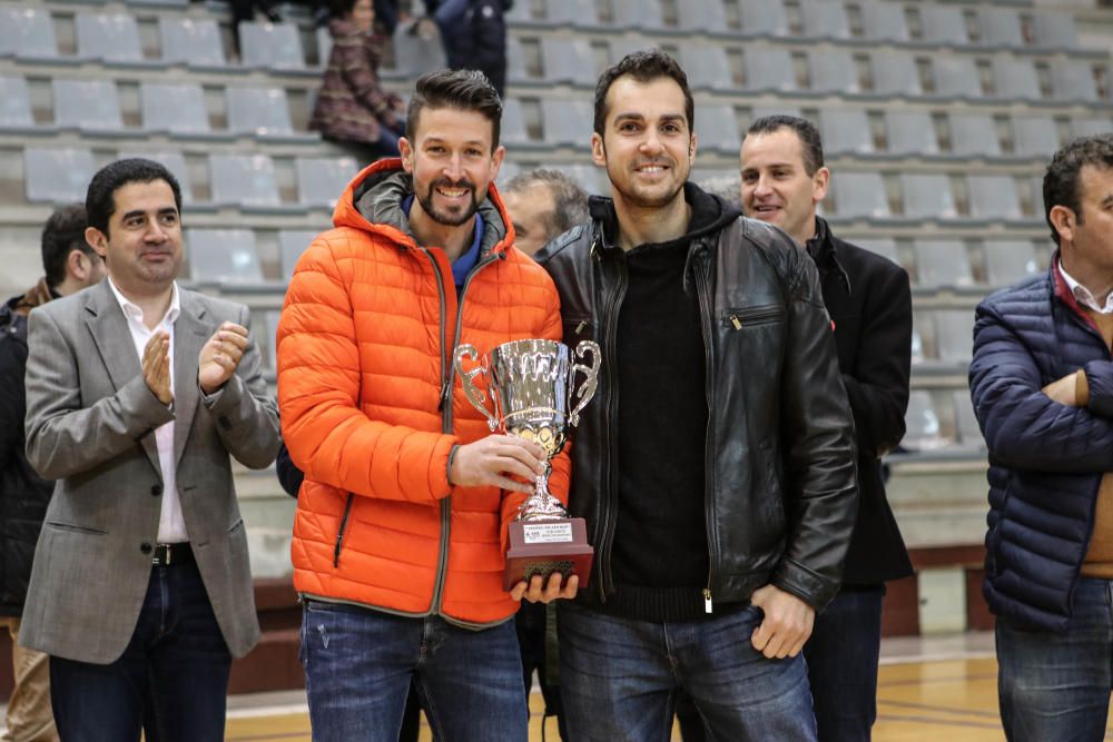 Los Moros y Cristianos de Alcoy celebran su Trofeo Filaes 2019