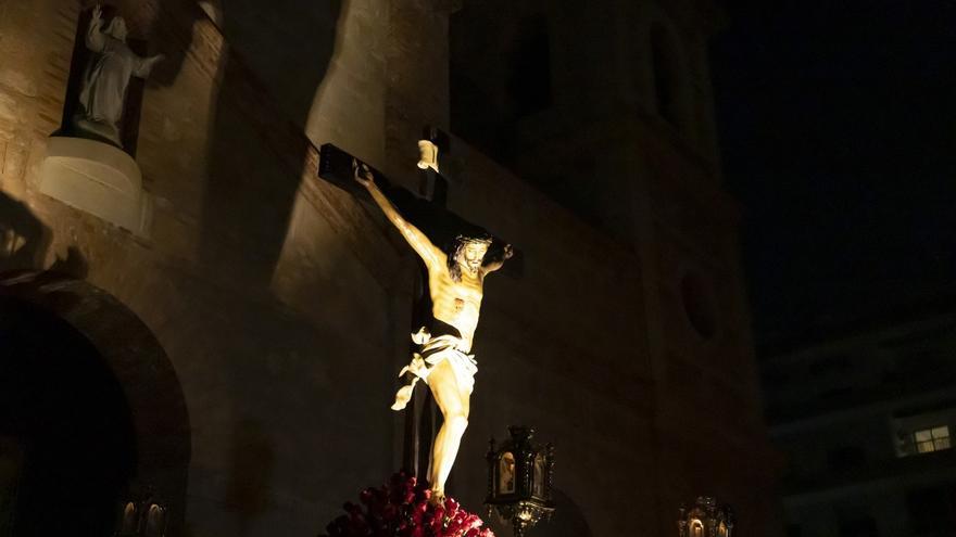 Procesión del Silencio y Procesión del Descendimiento del Cristo del Calvario de Torrevieja