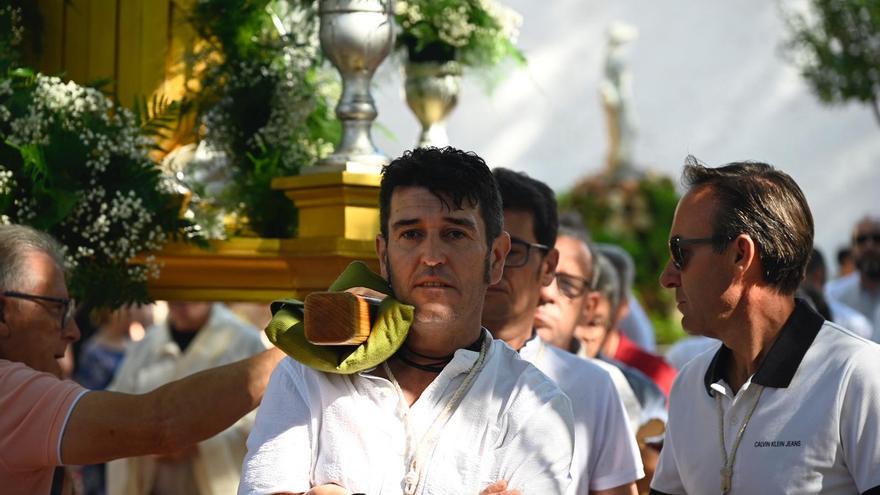 Vídeo: Procesión con la imagen de la patrona de Vila-real a hombros de los portadores