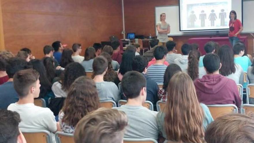 Prevención de la violencia de género en el IES Miguel Hernández de Alicante  - Información