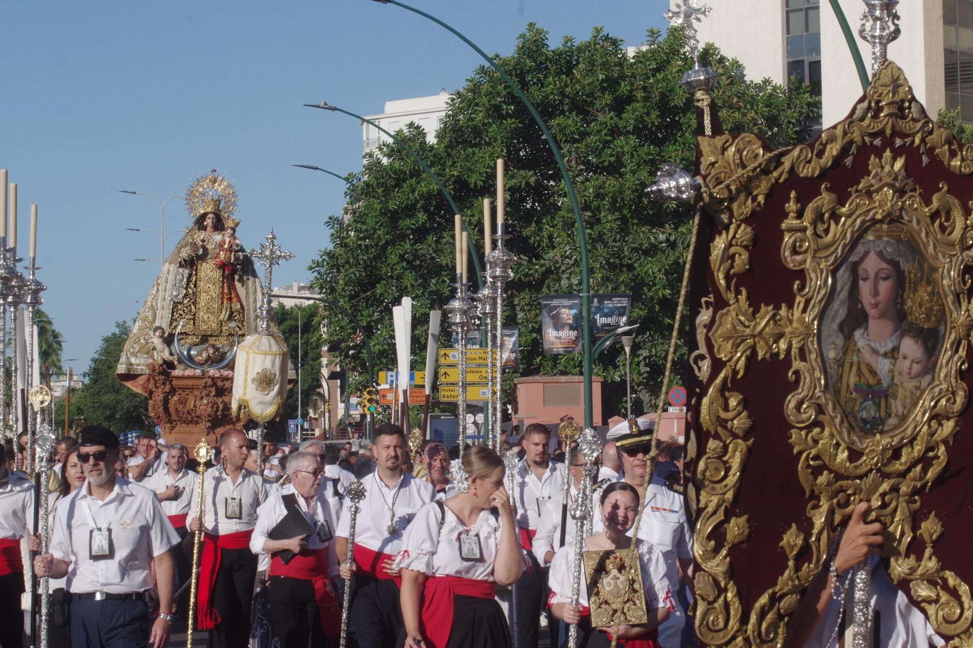 La procesión de la Virgen del Carmen Coronada de El Perchel, en imágenes