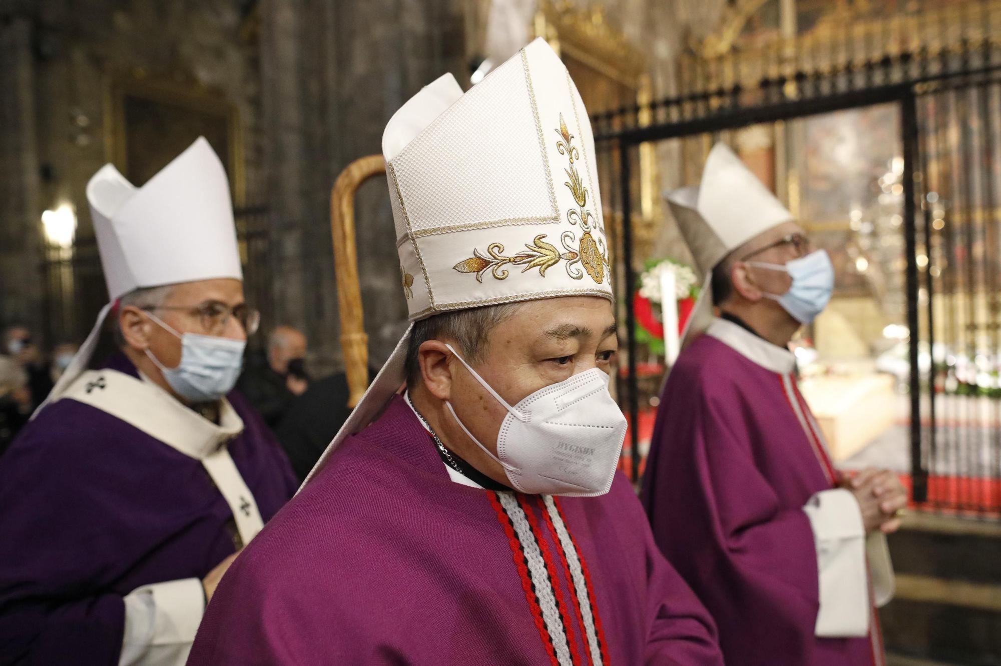 La Catedral de Girona s'omple per acomiadar Francesc Pardo