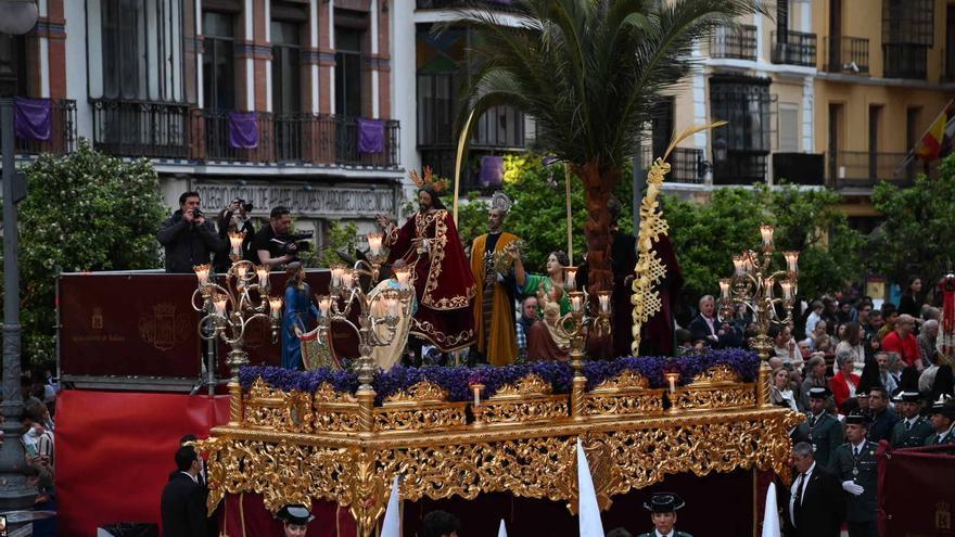 La Borriquita emociona a San Roque