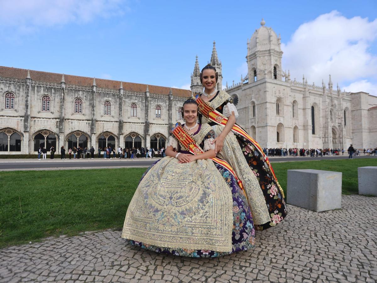 Los Jerónimos han contemplado el paso de Marina y María Estela