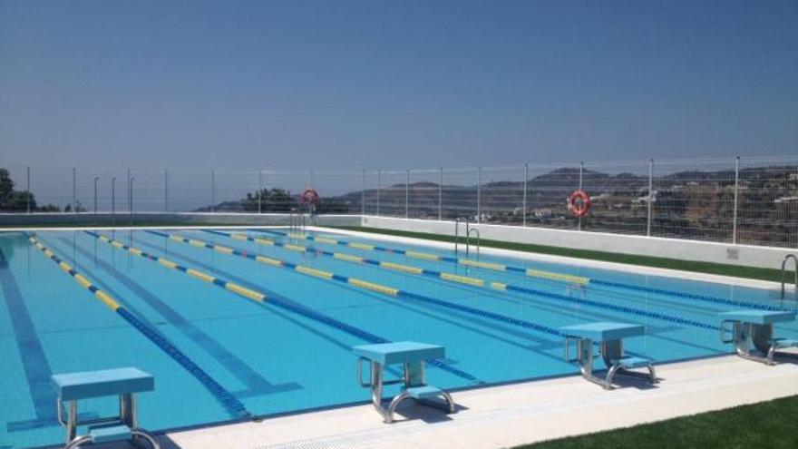 La Diputación de Málaga ha destinado otros 120.000 euros a la renovación de la piscina del municipio malagueño de Frigiliana.