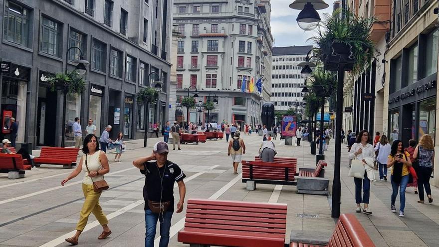 El mercado ecológico vuelve a Oviedo cuatro años después en la calle Pelayo