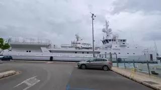 El superyate Intrepid, del rey de las ferreterías de Estados Unidos, se pone a punto en Mallorca