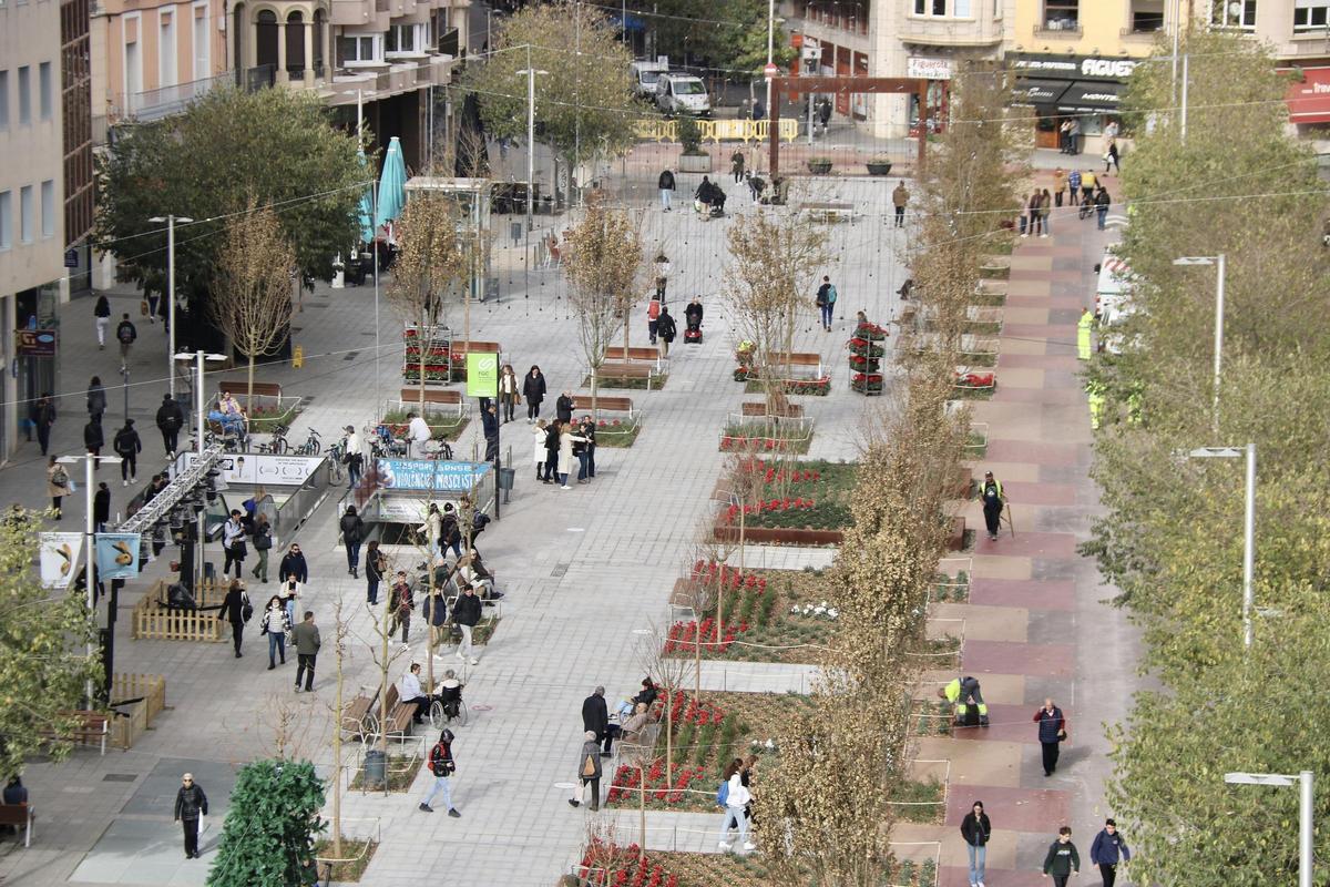 Paseo de la plaza Major de Sabadell