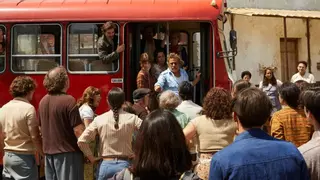 Valencia de Alcántara rinde homenaje a Manolo Vital y pone su nombre a la estación de autobuses de la localidad