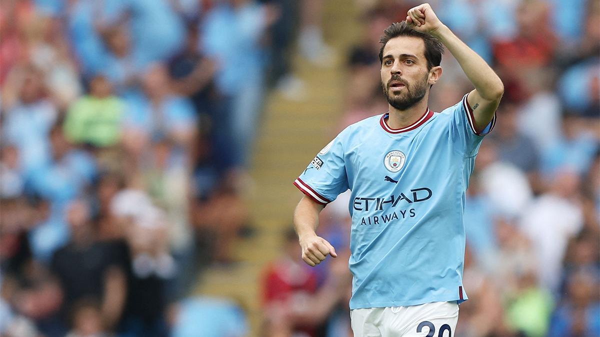 Guardiola: "Bernardo Silva es insustituible"