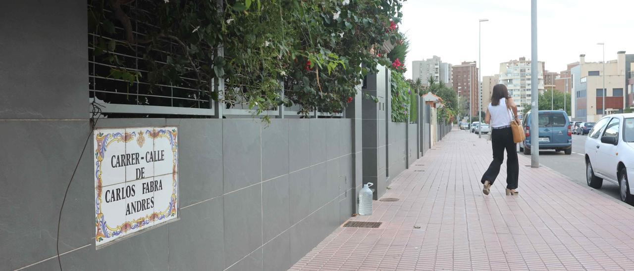 Calle dedicada a Carlos Fabra Andrés.