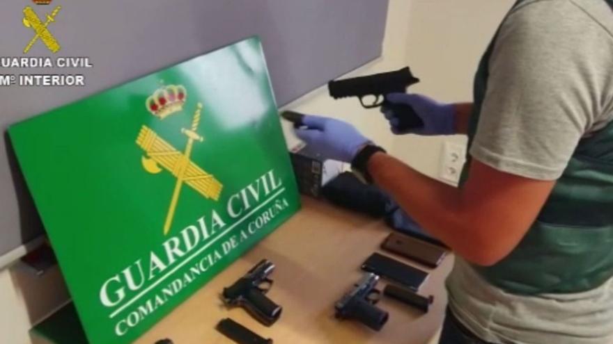 Cae un grupo criminal en A Costa da Morte que ofrecía pistolas a menores cerca de centros escolares
