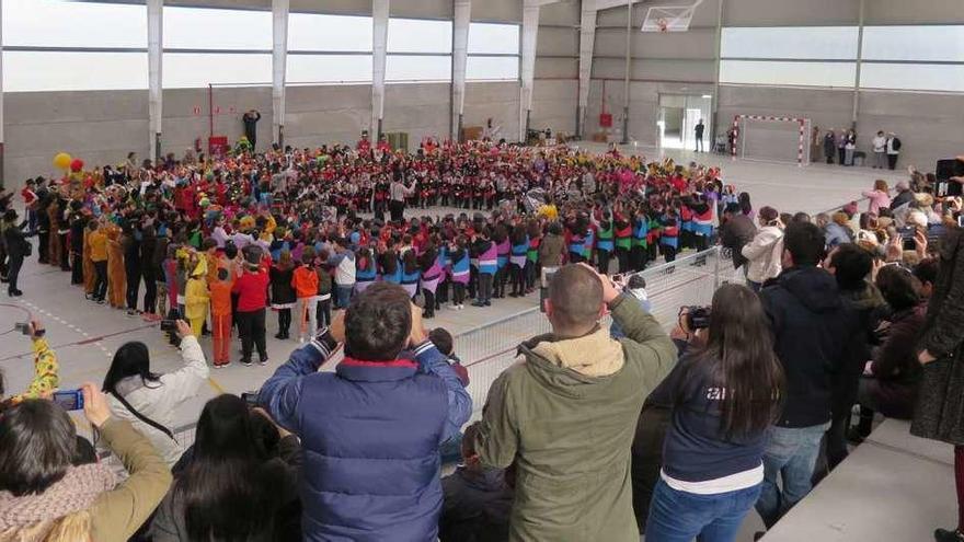 El colegio Otero Pedrayo celebra el Carnaval