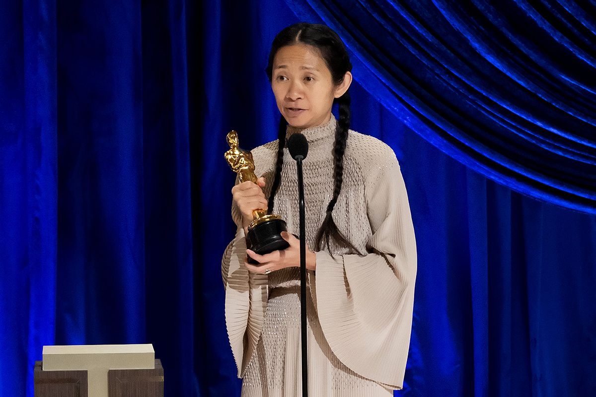 Chloe Zhao ha ganado dos oscar en los premios