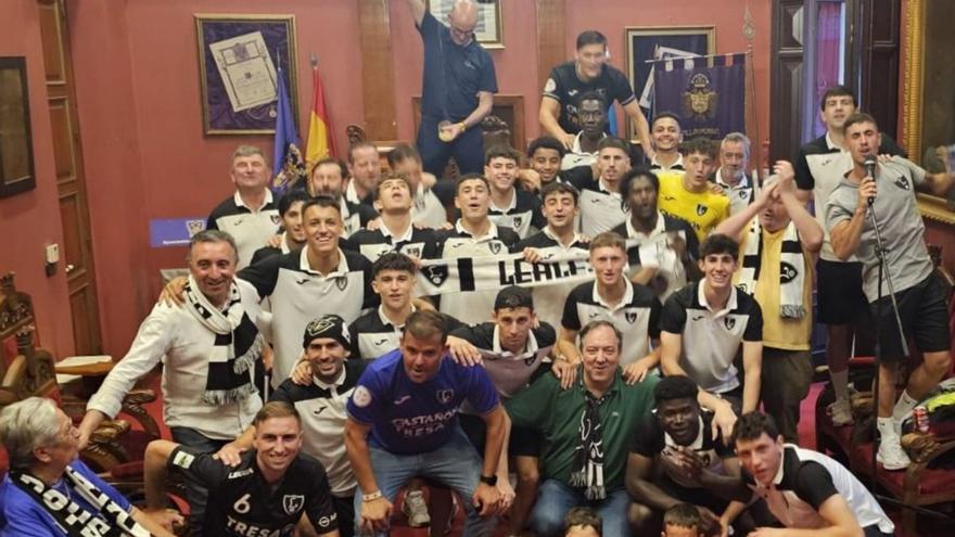 &quot;Sin la afición hubiera sido imposible&quot;: las emotivas palabras del presidente del Lealtad de Villaviciosa tras el ascenso a Segunda Federación