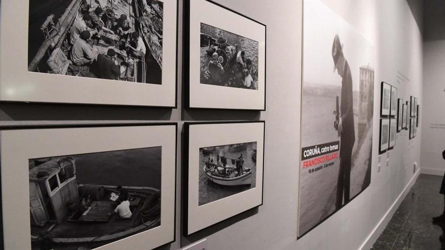 &#039;Coruña, catro temas&#039;, exposición fotográfica de Francisco Pillado en el Ayuntamiento.