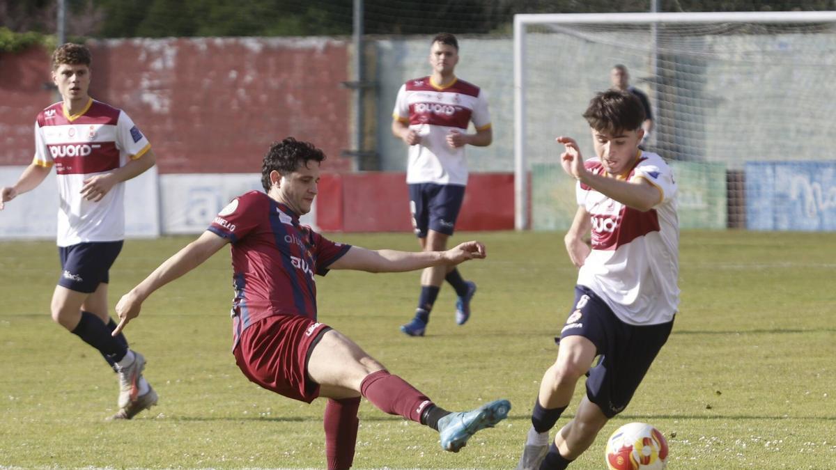 EN IMÁGENES: Así fue el inicio de la jornada 29 en el grupo asturiano de Tercera Federación