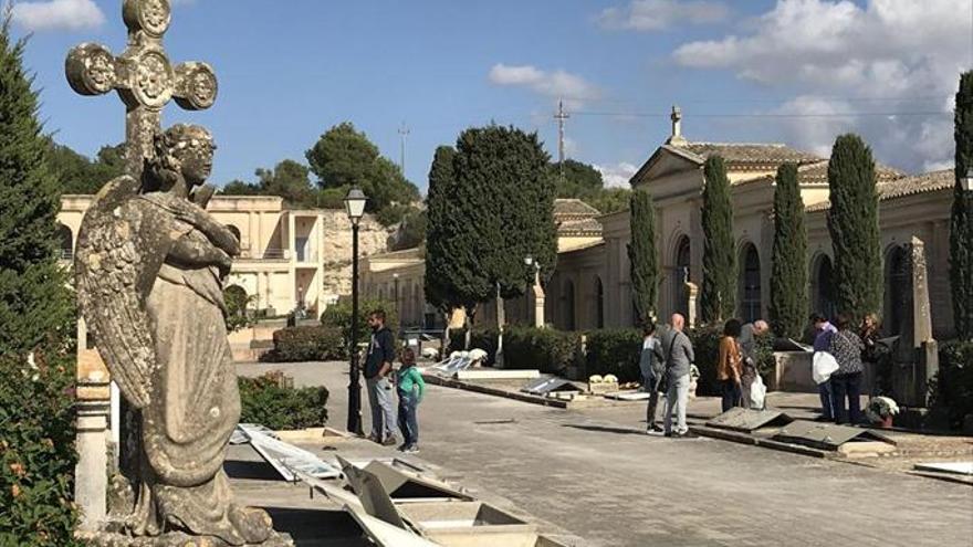 Hallados cientos de cuerpos sin sepultar en el cementerio de Manacor