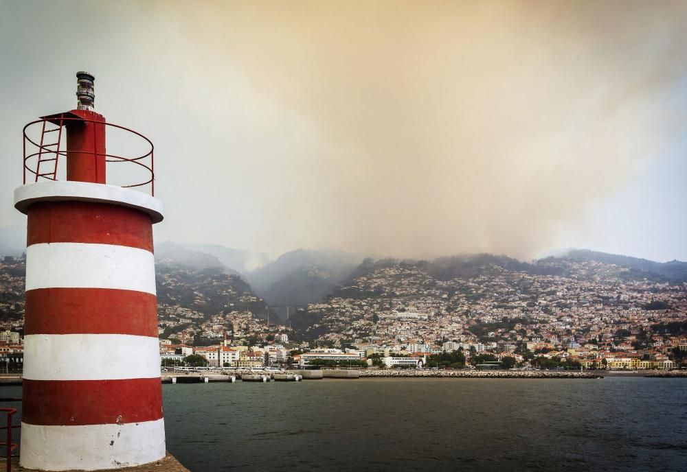 Grave incendio en Madeira