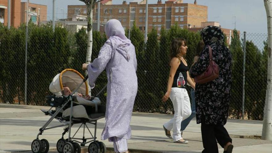 Las adquisiciones de nacionalidad crecen un 234% en el último año