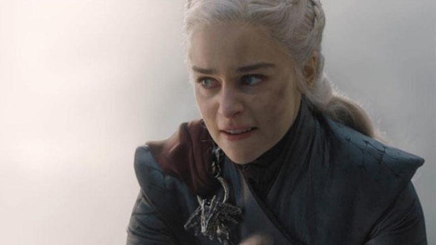 Emilia Clarke como Daenerys Targaryen