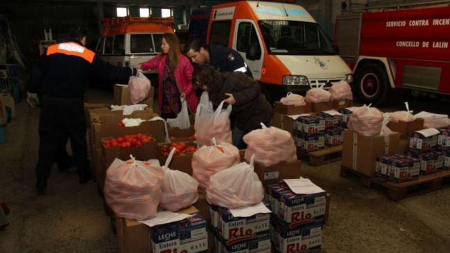 Una de las campañas de recogida de alimentos para familias con escasos recursos en Lalín.