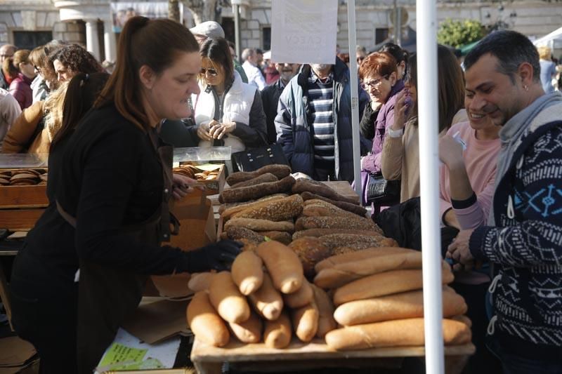 Los productos de proximidad llegan a la ciudad en "De l'horta a la plaça"