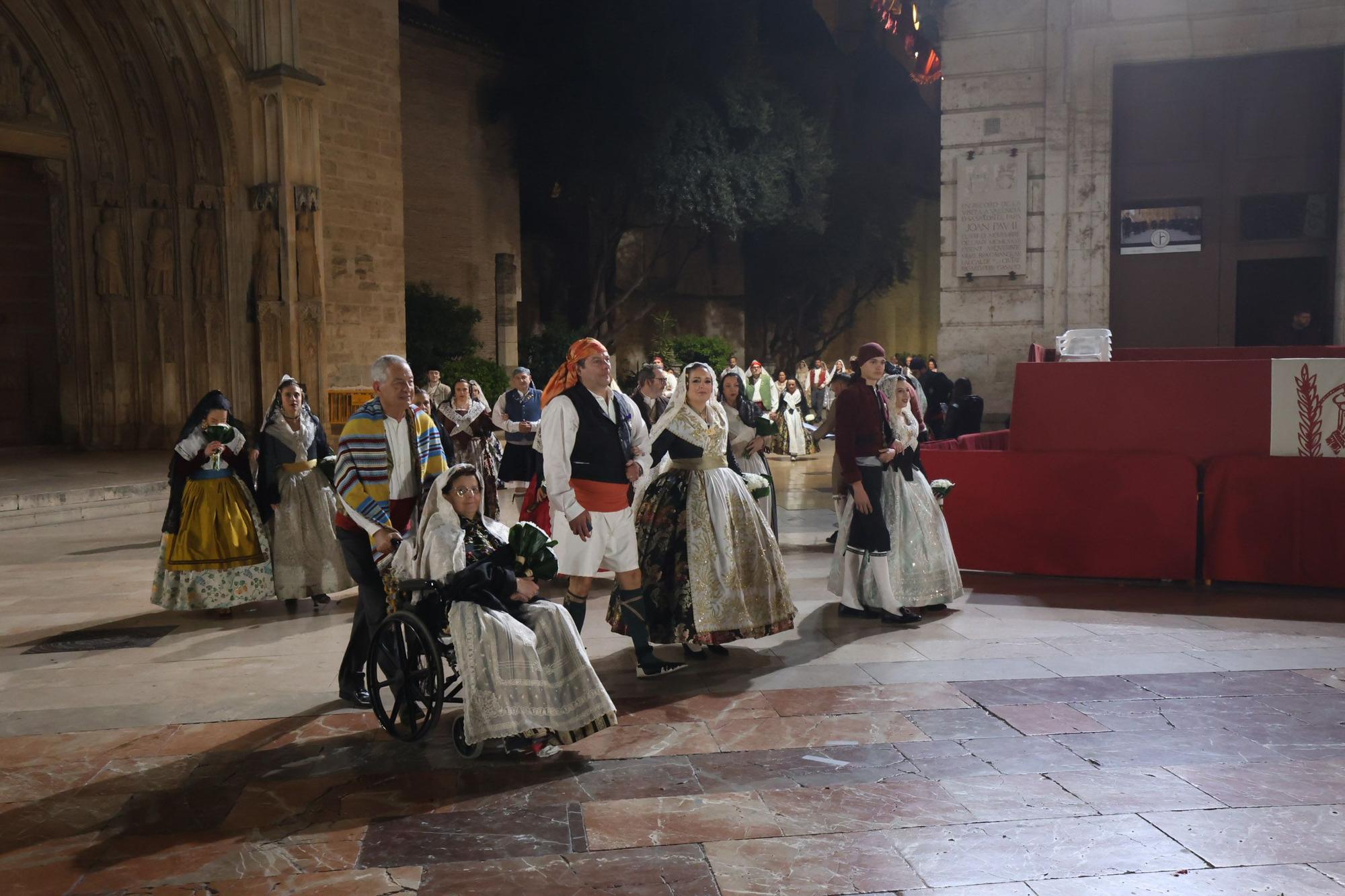 Búscate en el segundo día de la Ofrenda en la calle San Vicente entre las 21 y las 22 horas