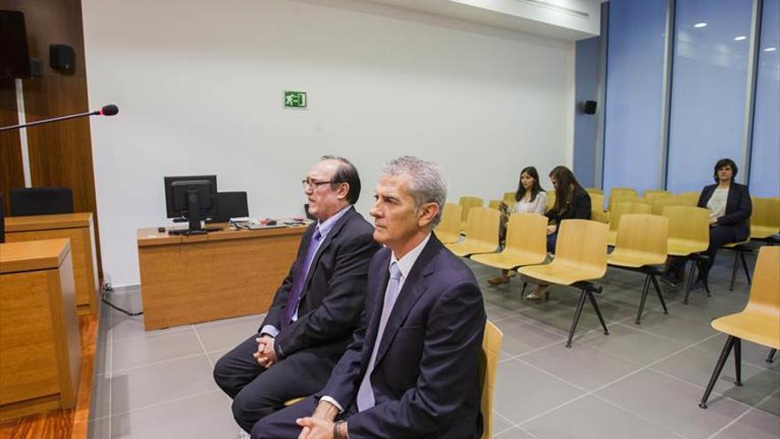 El exalcalde Asín, condenado a 6 meses de suspensión por falsedad