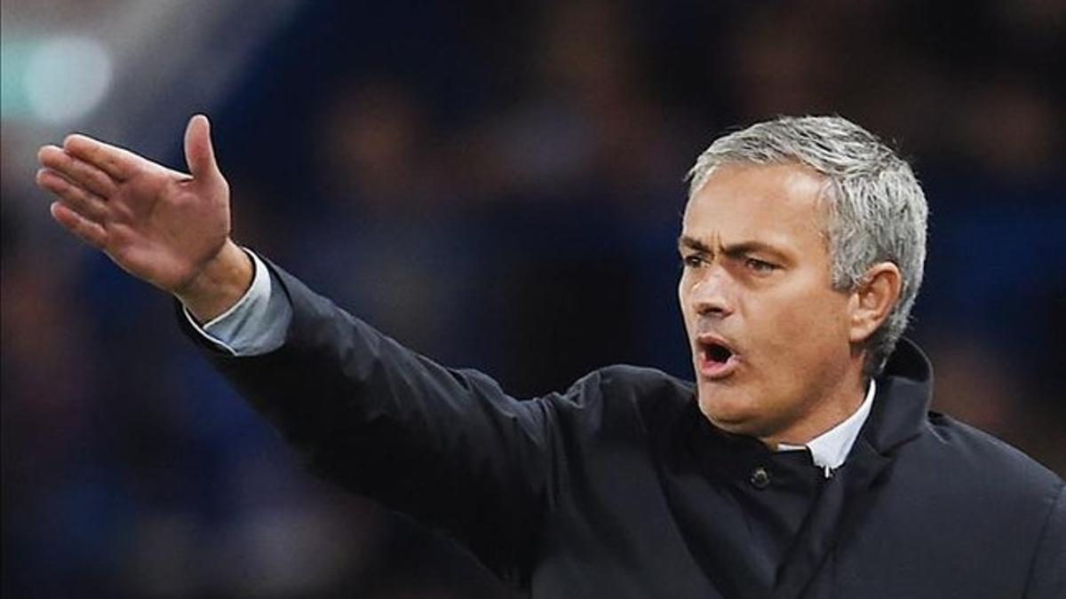 Mourinho tiene contrato con el Chelsea hasta 2019