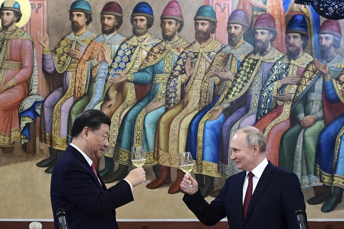 Xi exhibeix a Moscou el pla truncat de Trump d’allunyar la Xina de Rússia Xi exhibeix a Moscou el pla truncat de Trump d’allunyar la Xina de Rússia