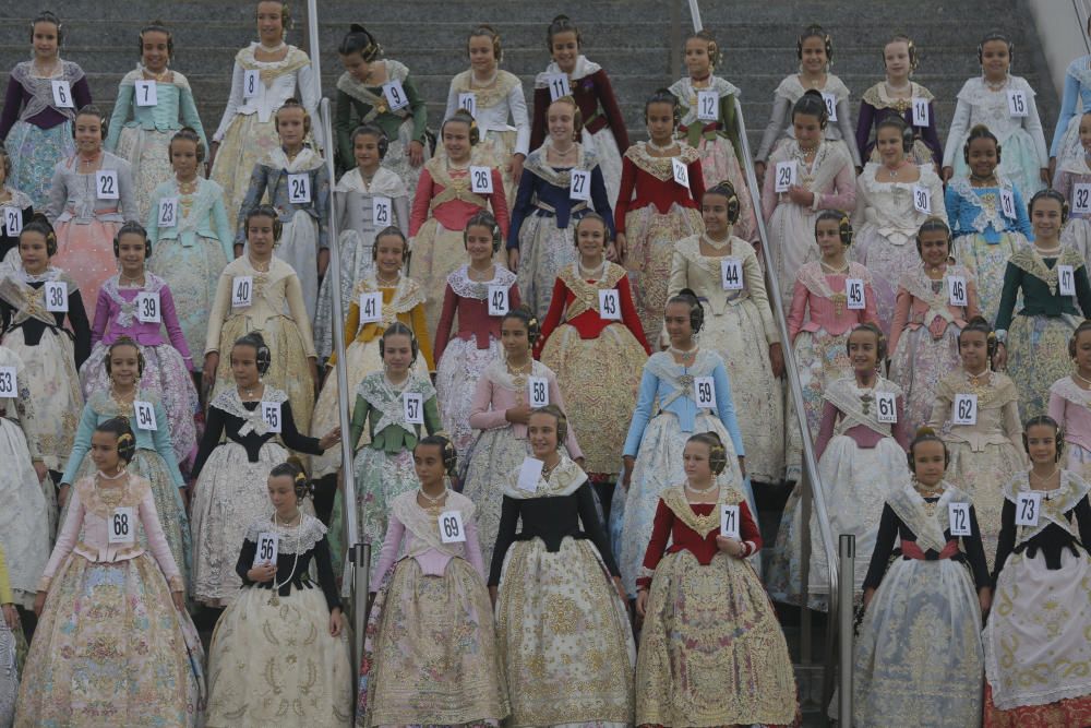 Las candidatas a Fallera Mayor Infantil visitan el Museo Príncipe Felipe