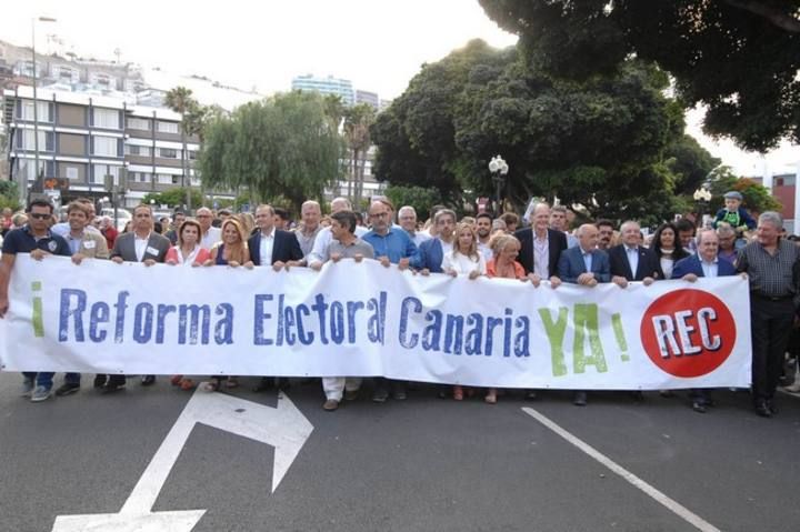 MANIFESTACION REFORMA ELECTORAL CANARIA